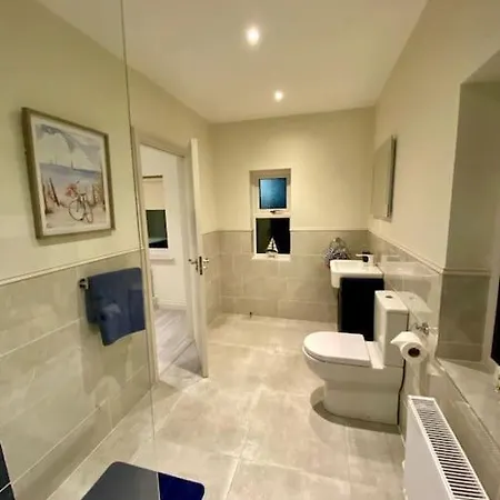 Nyaraló Modern Family *